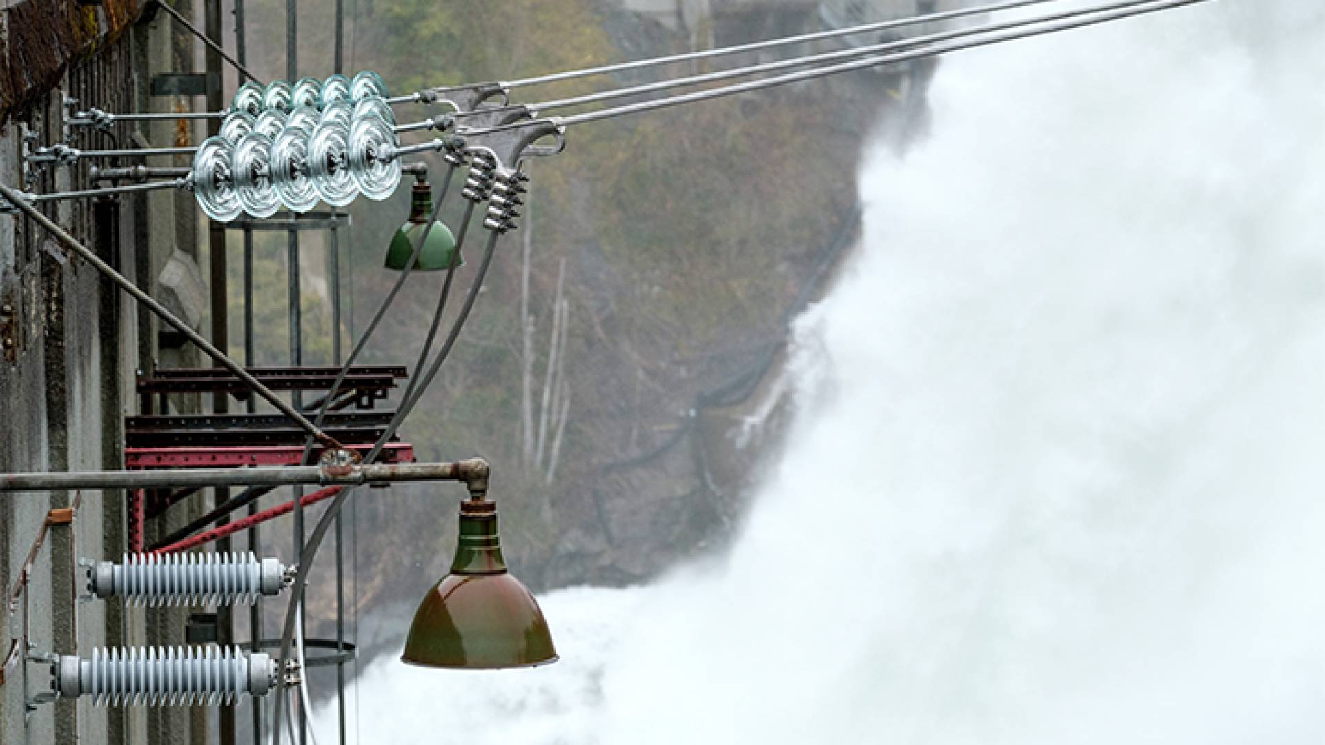 Close-up shot of equipment at Ruskin Dam.